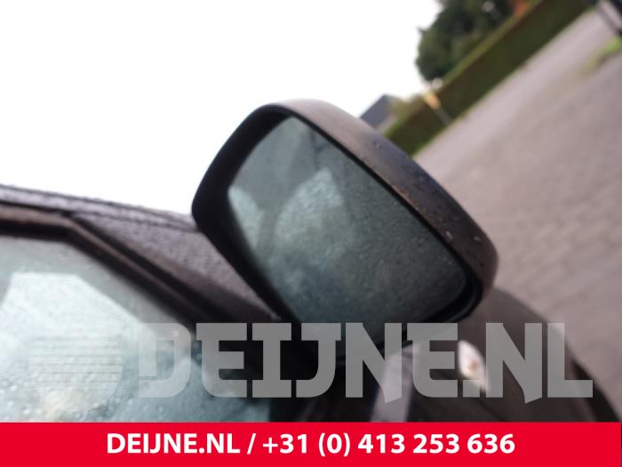 Hyundai H300 Außenspiegel rechts O237436