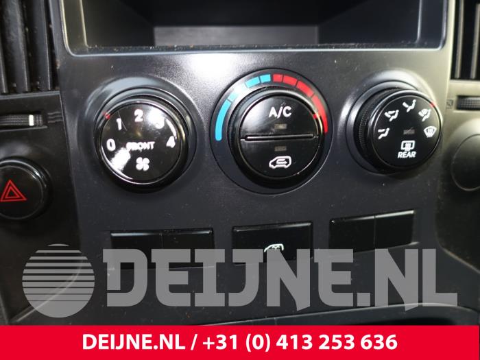 Hyundai H300 Heizung Bedienpaneel O237446