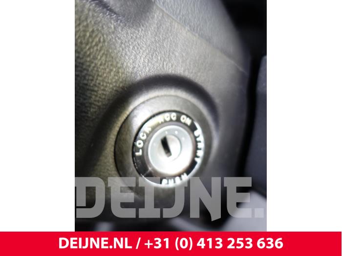 Hyundai H300 Zündschloss+Schlüssel O237448