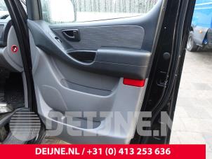 Hyundai H300 Portier 2Deurs rechts O237451 foto 2
