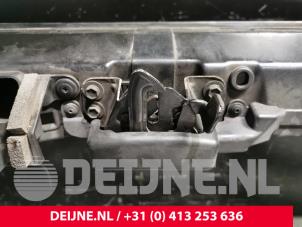 Hyundai H300 Frontpaneel O237561 foto 3