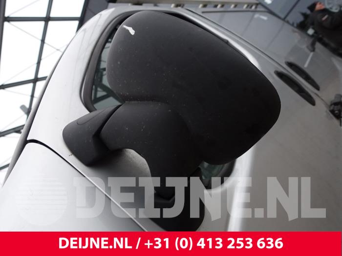 Nissan Primastar Buitenspiegel links O237587