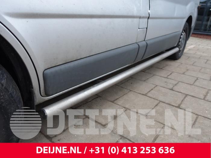 Nissan Primastar Sidebar O237628