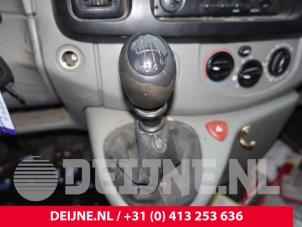 Gebruikte Pook Nissan Primastar 2.0 dCi 90 Prijs € 72,60 Inclusief btw aangeboden door van Deijne Onderdelen Uden B.V.