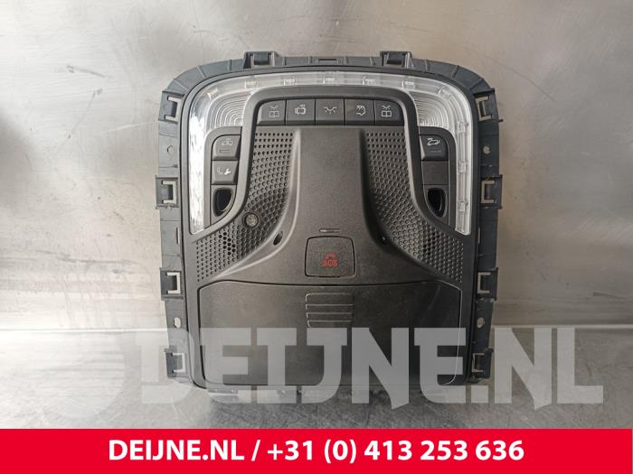Mercedes Sprinter Innenbeleuchtung vorne O237811