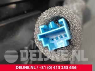 Mercedes Sprinter Innenbeleuchtung vorne O237811 foto 3