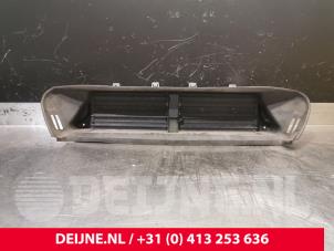 Gebruikte Luchtgeleider Volvo V40 (MV) 1.6 D2 Prijs € 150,00 Margeregeling aangeboden door van Deijne Onderdelen Uden B.V.