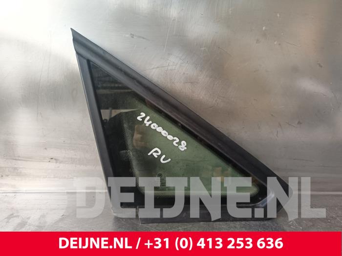 Volkswagen Caddy Quarter light, front right O237783