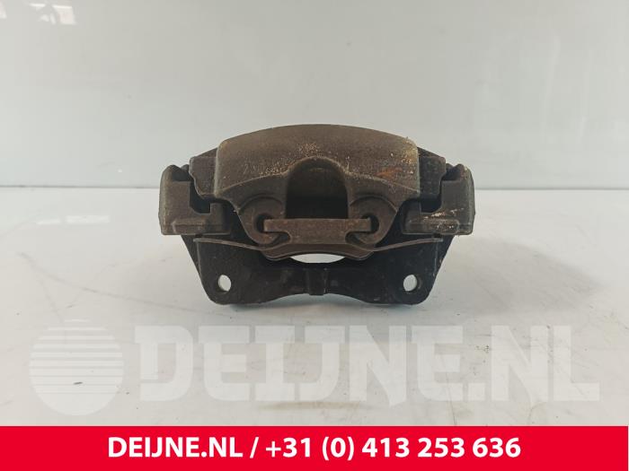 Volkswagen Transporter Remklauw (Tang) rechts-voor O237874