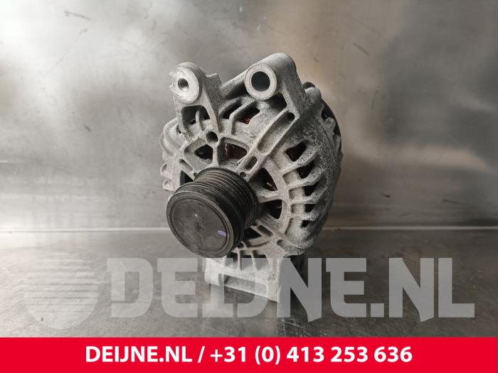Volvo V40 Dynamo O237914