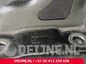 Lynk & Co 01 Motorhaube Scharnier O237917 foto 3