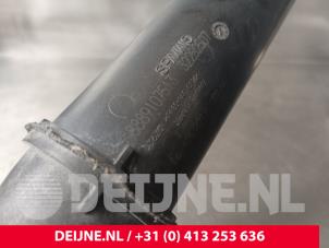 Lynk & Co 01 Intercooler Buis O238019 foto 3