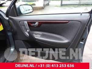Volvo V70 Portier 4Deurs rechts-voor O238069 foto 2