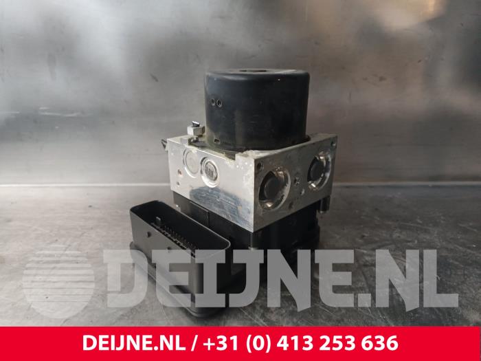 Volvo XC60 ABS Pumpe O238267
