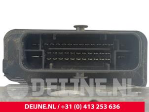 Nissan NV400 ABS Pumpe O238312 foto 3