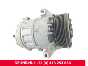 Nissan NV400 Air conditioning pump O238316 photo 3