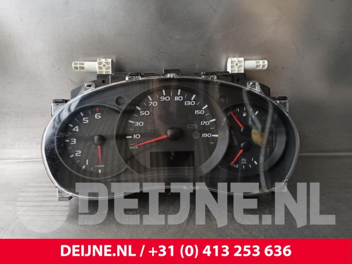 Nissan NV400 Tacho - Kombiinstrument KM O238335