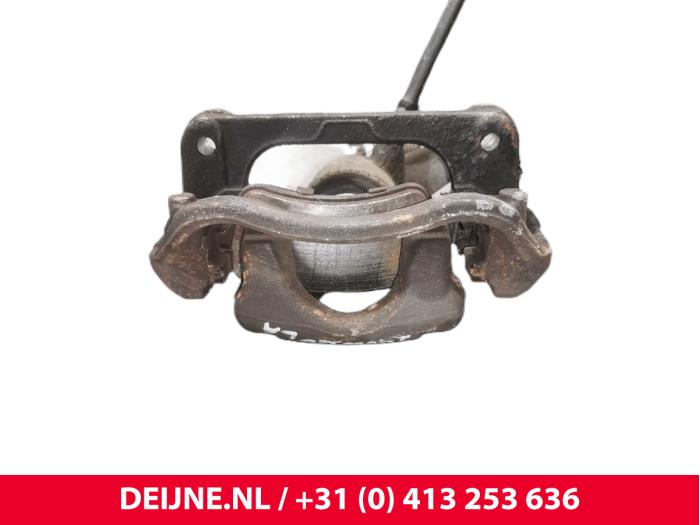 Nissan NV400 Remklauw (Tang) links-achter O238344