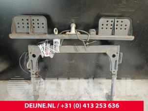 Nissan NV400 Anhängerkupplung O238365 foto 2