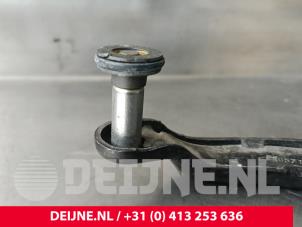 Renault Trafic Sliding door roller, right O238396 photo 3