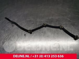 Gebruikte Brandstof retourleiding Volkswagen Caddy IV 2.0 TDI 75 Prijs € 30,25 Inclusief btw aangeboden door van Deijne Onderdelen Uden B.V.