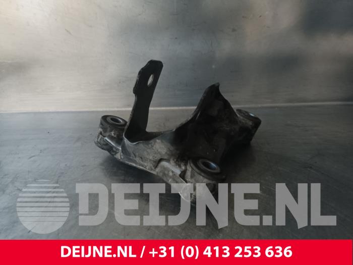 Gebruikte Motorrubber Tesla Model Y (5YJY) Long Range,Performance AWD Prijs € 24,20 Inclusief btw aangeboden door van Deijne Onderdelen Uden B.V.