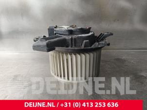 Gebruikte Chaufage Ventilatiemotor Tesla Model Y (5YJY) Long Range,Performance AWD Prijs € 121,00 Inclusief btw aangeboden door van Deijne Onderdelen Uden B.V.