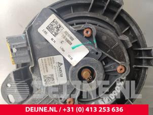 Tesla Model Y Kachel Ventilatiemotor O238520 foto 3