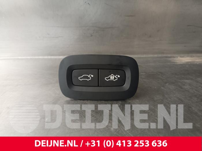 Volvo S90 Schakelaar achterklep O238529