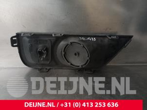 Renault Master Afdekplaat mistlamp links O238544 foto 2