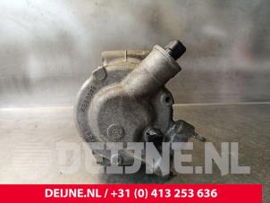 Toyota Pro-Ace Air conditioning pump O238606 photo 3
