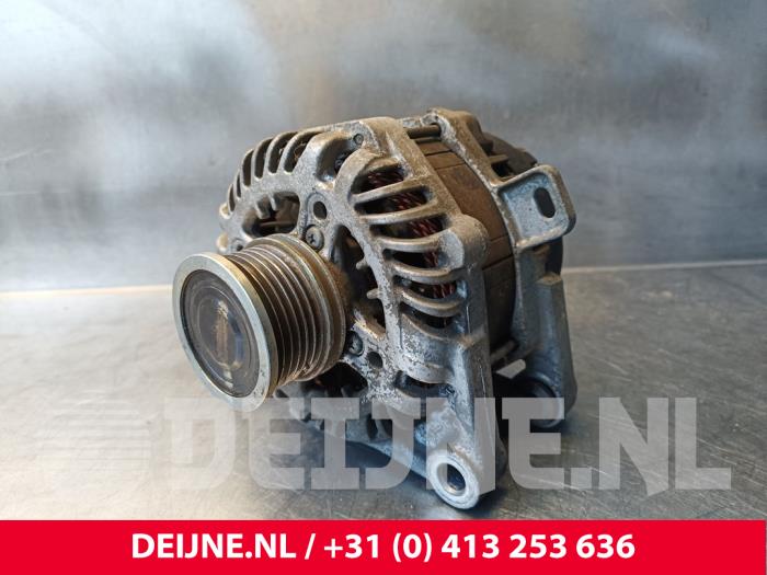 Dynamo van een Toyota ProAce Verso 1.5 D-4D 120 2021