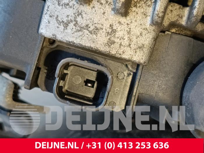 Dynamo van een Toyota ProAce Verso 1.5 D-4D 120 2021
