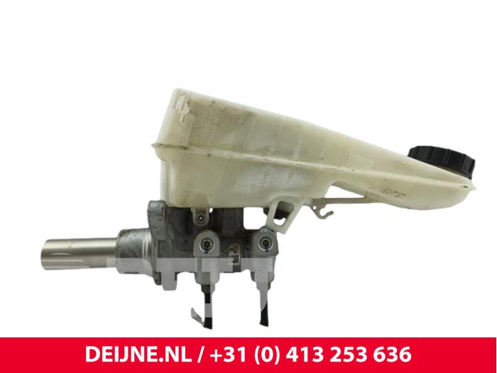 Toyota Pro-Ace Hauptbremszylinder O238626