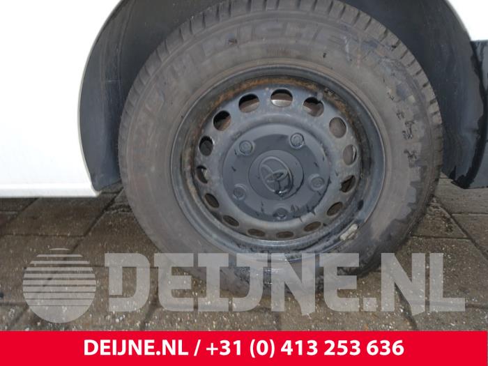 Toyota Pro-Ace Felgen Set O238648