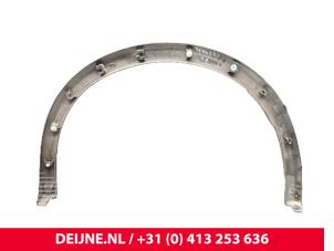 Lynk & Co 01 Wielrand achter O238676 foto 2