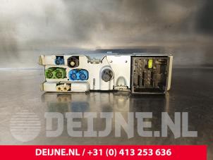 Peugeot Expert Multi-media control unit O238715 photo 3