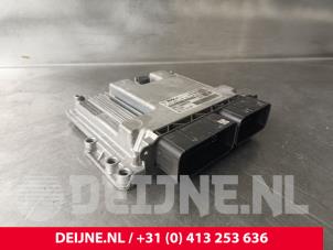 Toyota Pro-Ace Engine management computer O238736 photo 2