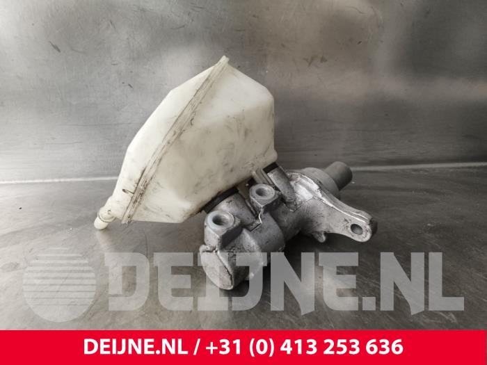 Peugeot Partner Master cylinder O238795