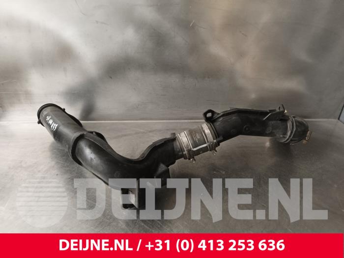 Gebruikte Intercooler Buis Peugeot Expert (V1/VA/VB/VE/VF/VT/VY) 2.0 Blue HDi 120 16V Prijs € 36,30 Inclusief btw aangeboden door van Deijne Onderdelen Uden B.V.
