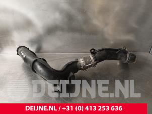 Gebruikte Intercooler Buis Peugeot Expert (V1/VA/VB/VE/VF/VT/VY) 2.0 Blue HDi 120 16V Prijs € 36,30 Inclusief btw aangeboden door van Deijne Onderdelen Uden B.V.