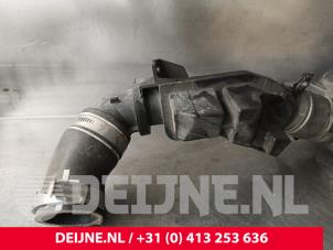 Peugeot Expert Intercooler Buis O238800 foto 3