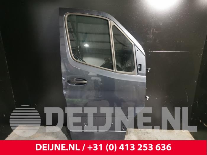 Mercedes Sprinter Tür 2-türig rechts O238838