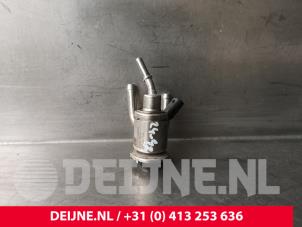 Gebruikte Adblue injector Mercedes Sprinter 3,5t (907.6/910.6) 319 CDI 2.0 D RWD Prijs € 151,25 Inclusief btw aangeboden door van Deijne Onderdelen Uden B.V.