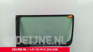 Mercedes Sprinter Ruit Laaddeur zijkant O238932 foto 3
