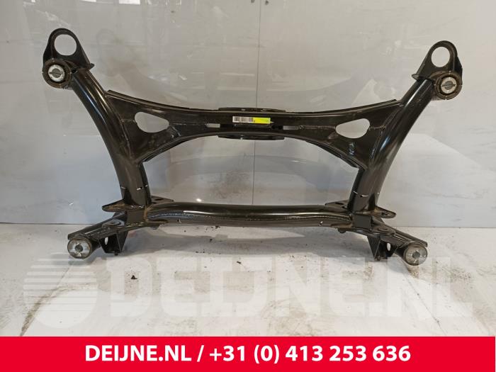 Lynk & Co 01 Träger hinten O238894