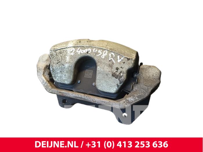 Lynk & Co 01 Remklauw (Tang) rechts-voor O238915