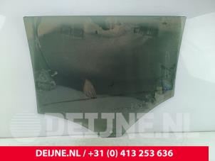 Lynk & Co 01 Portierruit 4Deurs rechts-achter O238962 foto 3