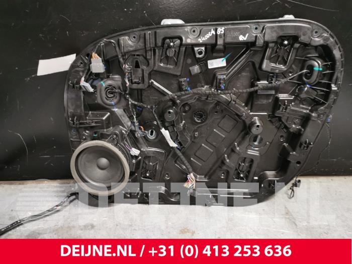 Lynk & Co 01 Ruitmechaniek 4Deurs rechts-voor O238964