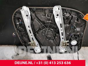 Lynk & Co 01 Ruitmechaniek 4Deurs rechts-voor O238964 foto 2